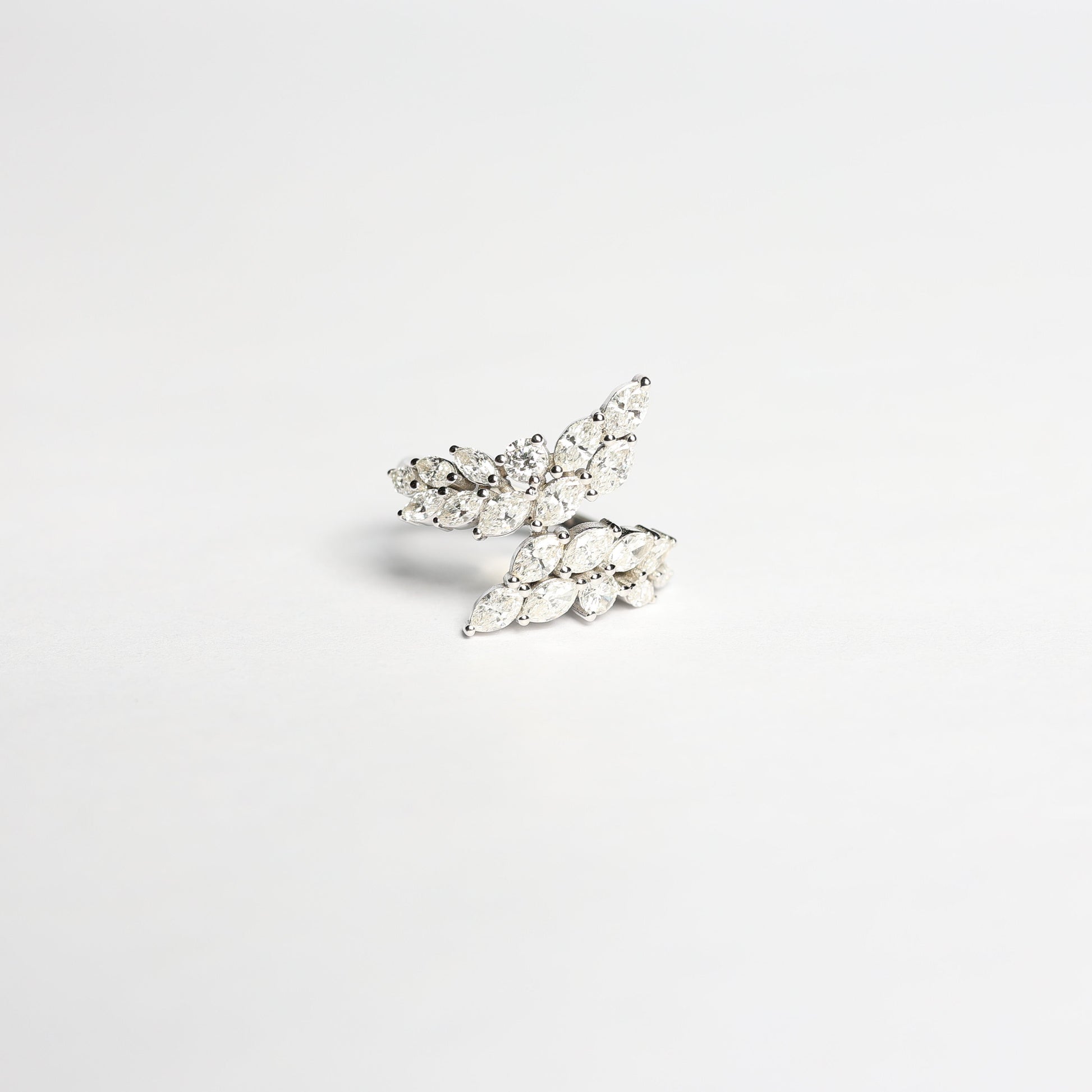 Marquee lab diamond ring