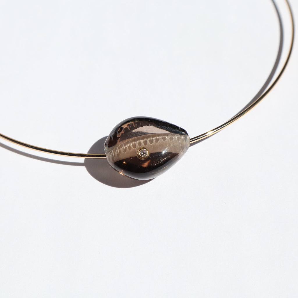 Cowrie Smoky With Wire