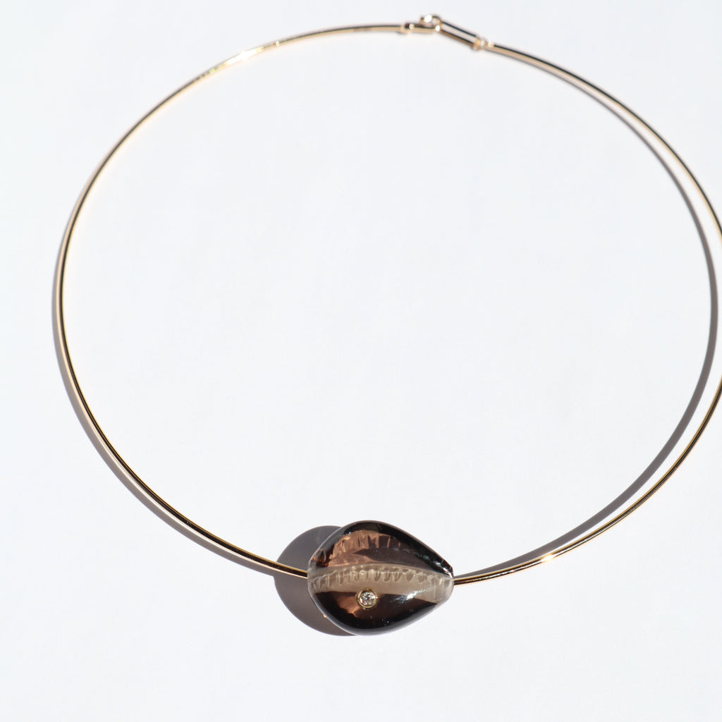 Cowrie Smoky With Wire