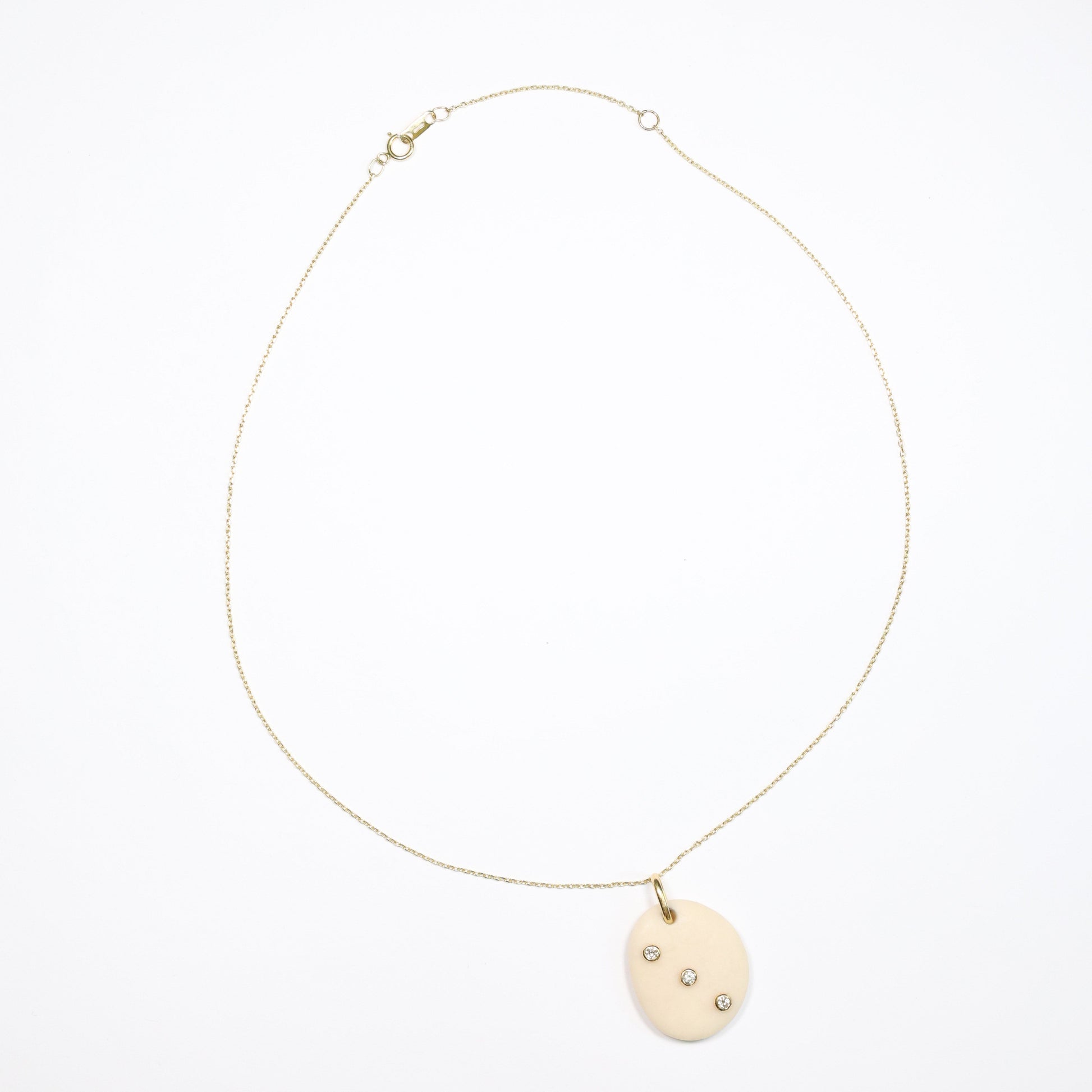 3 Diamond Pebble